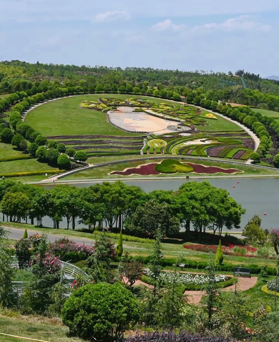 Công viên Hồ Thái Bình